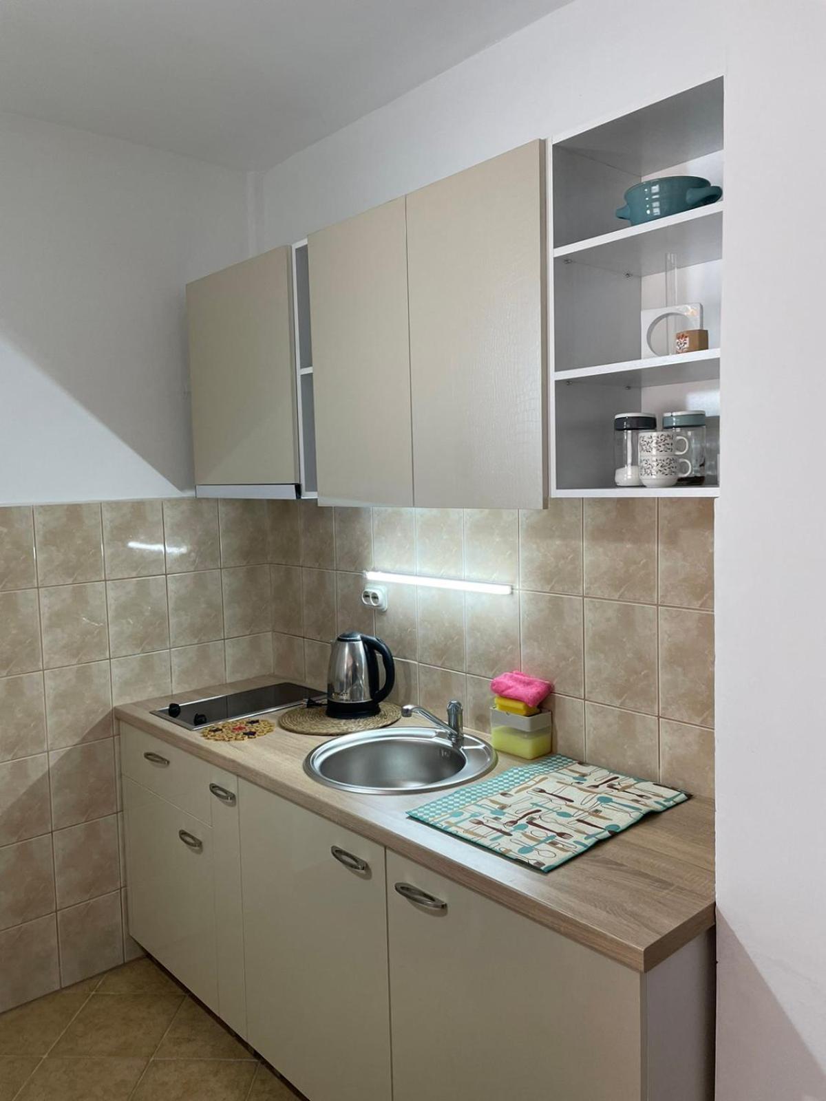 Hana Apartment Ohrid Esterno foto